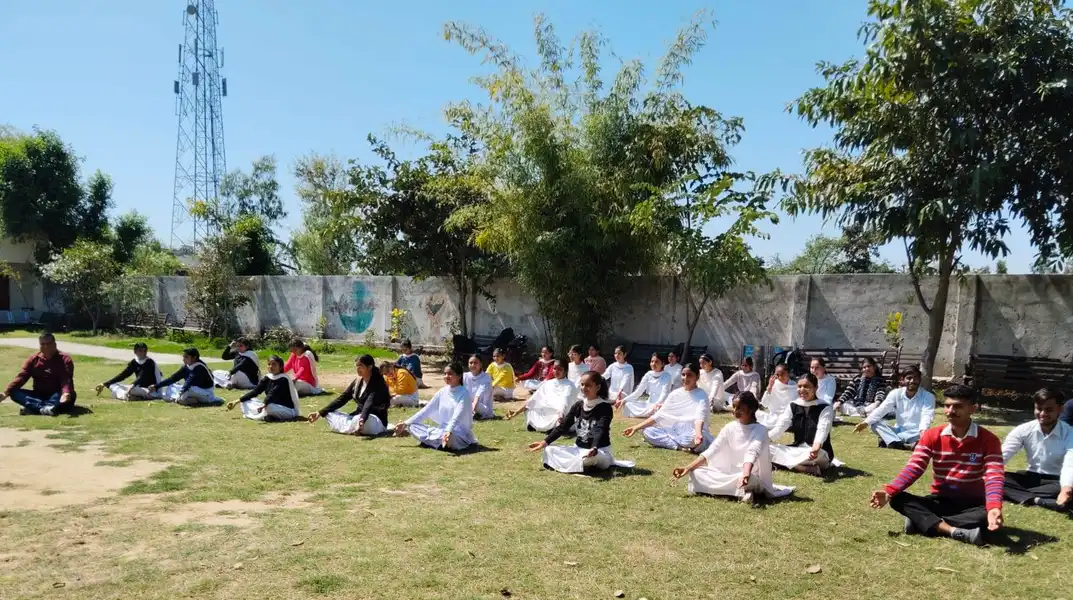 Students exercising under Fit India initiative